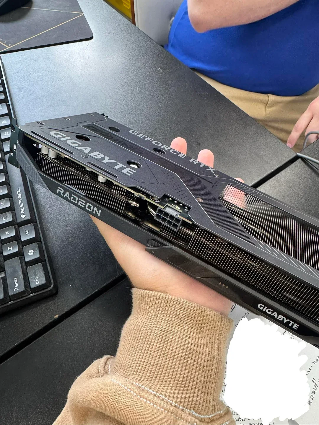 Gigabyte, ekran kartı, GeForce, Radeon, donanım