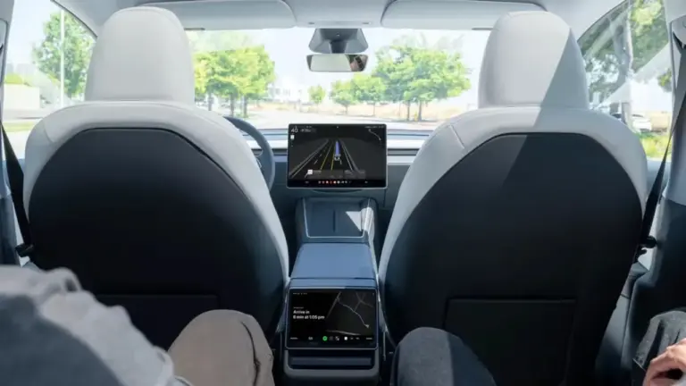 Tesla, Robotaxi, otonom sürüş, Waymo, Teksas