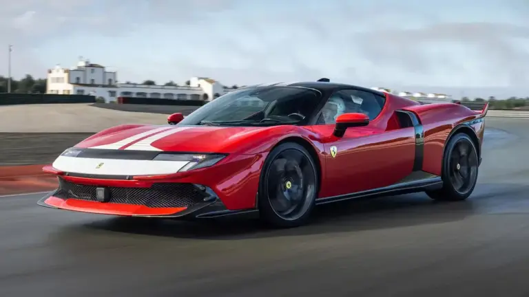 Ferrari, Ferrari Luce, elektrikli araç, otomobil, otomotiv teknolojileri