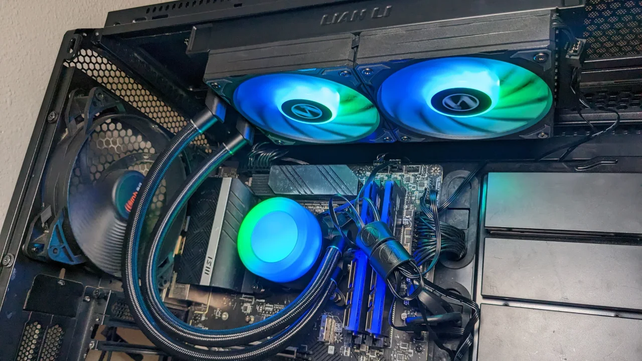 İşlemci Soğutucuları Mini Bilgisayara Dönüştü 1 sıvı soğutma, AIO soğutucu, işlemci soğutma, donanım, PC toplama