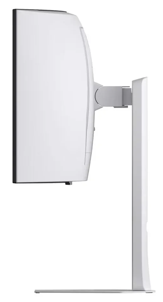 lg-webos-destekli-oled-oyuncu-monitorunu-tanitti featured image