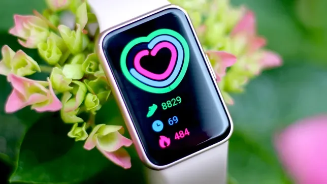 samsung-galaxy-fit-4-icin-geri-sayim-basladi featured image