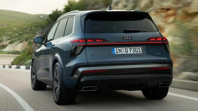 yeni-audi-q7-ve-sq7-tanitildi featured image