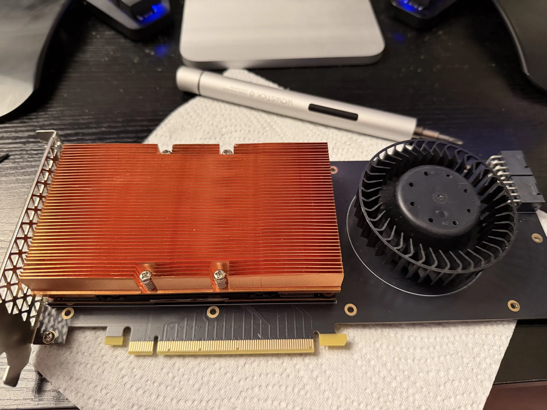 bir-kullanici-rtx-4080in-icine-yapay-zeka-hizlandiricisi-takti featured image