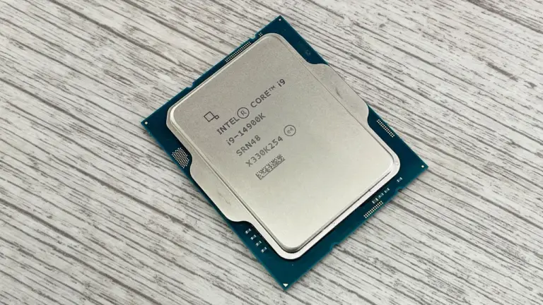 Intel, Core Ultra, Xeon, işlemci, fiyat