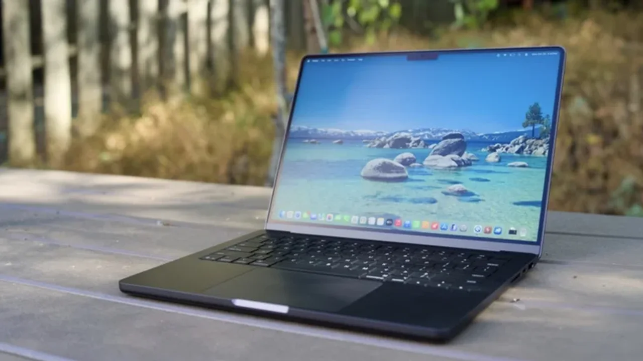 MacBook Pro Tasarımı Yenileniyor