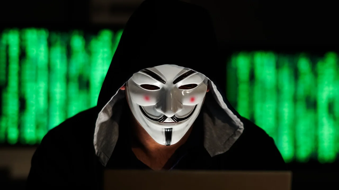 Ünlü Hacker Grubundan PlayStation’a Uyarı