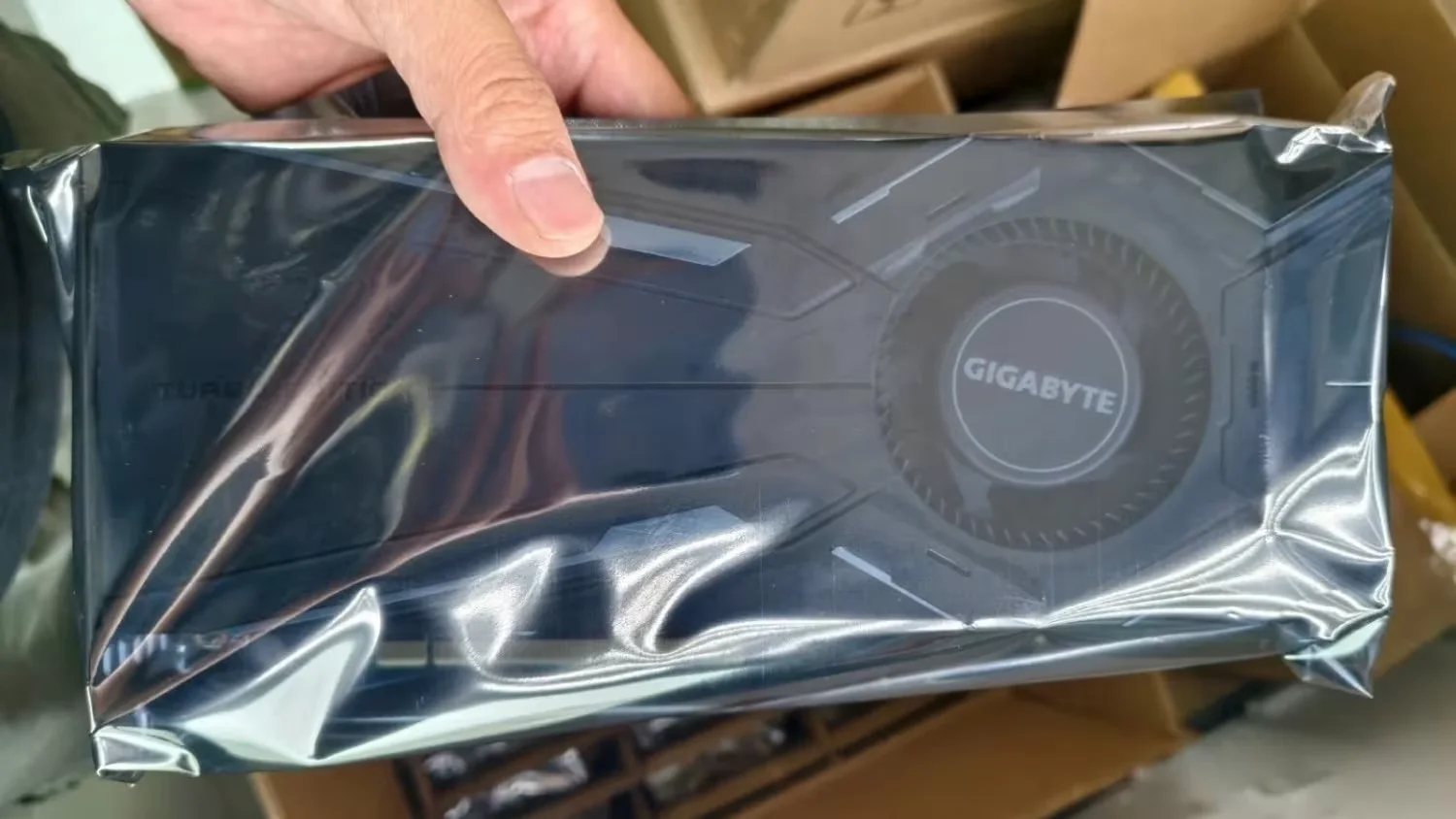 22-gb-vramli-canavar-rtx-2080-ti-geri-dondu featured image