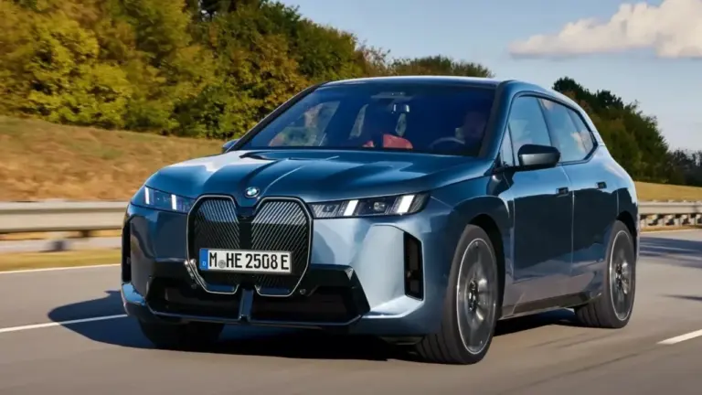 BMW'nin Elektrikli Araç Başarısı: 2 Milyon Satışa Ulaşıldı — BMW elektrikli araç satışları, elektrikli araç pazarı, BMW i5 M60 xDrive, Neue Klasse serisi, elektrikli araç üretimi