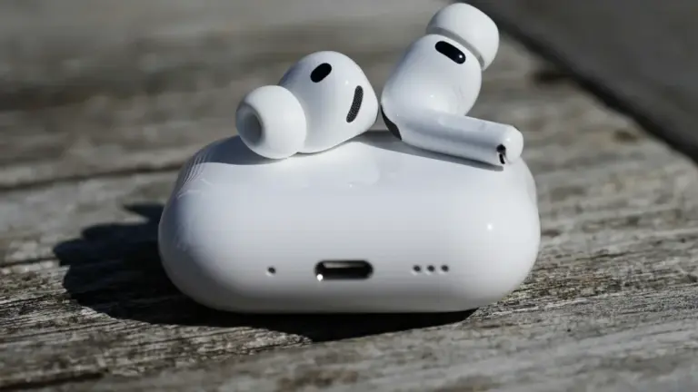 AirPods, iOS 27, Apple, Siri AI, GymKit