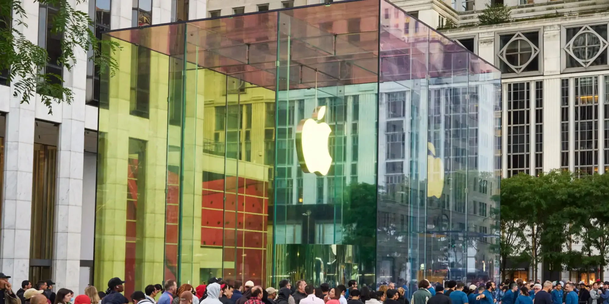 iPhone Ultra Ne Zaman Çıkacak: İşte Tarih — iPhone Ultra çıkış tarihi, katlanabilir iPhone modeli, Apple Eylül etkinliği, iPhone 18 Pro özellikleri, iPhone Ultra stok durumu