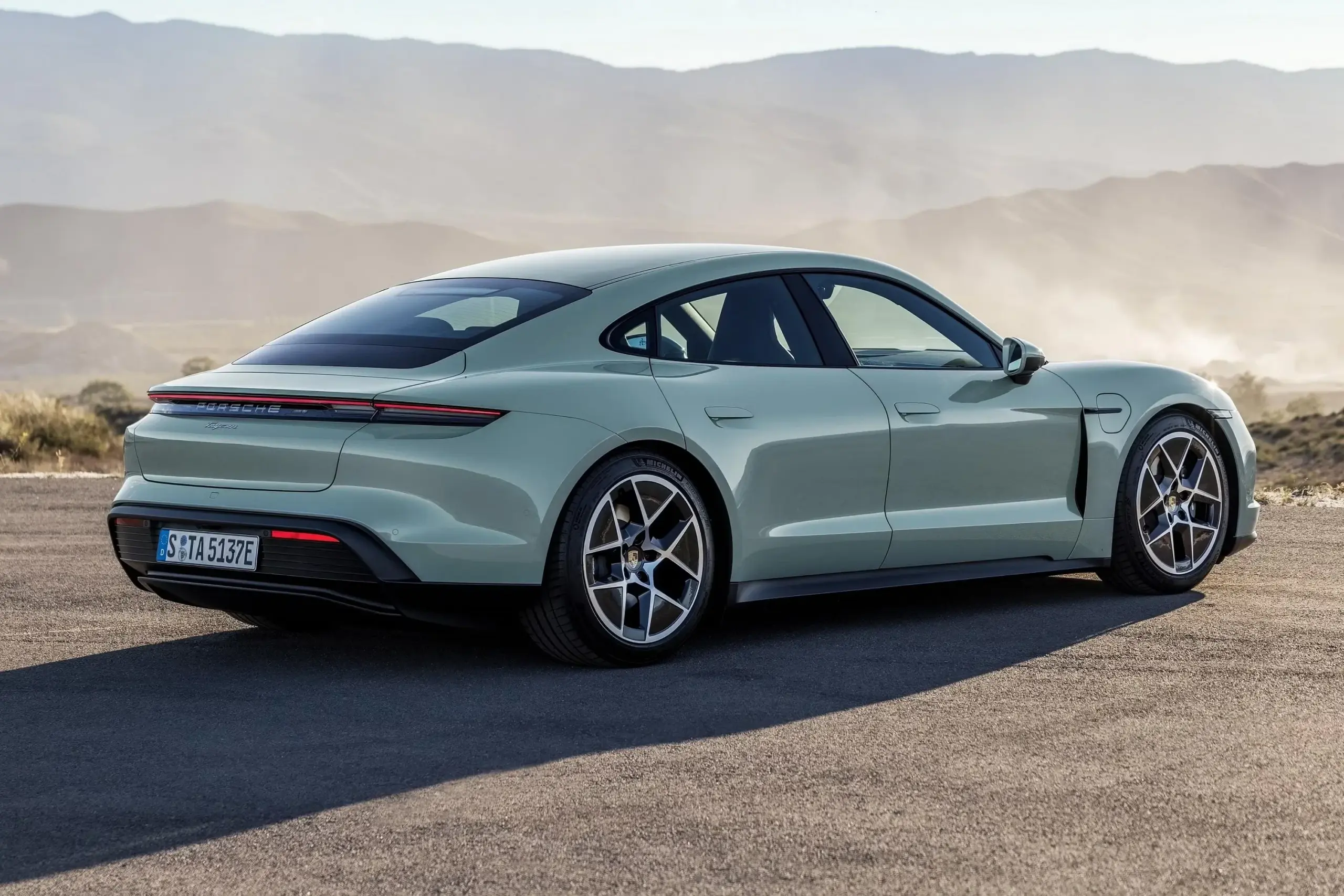 porsche-taycan-icin-yolun-sonu-gorundu-iste-o-tarih Porsche, Taycan, elektrikli otomobil, otomotiv, üretim