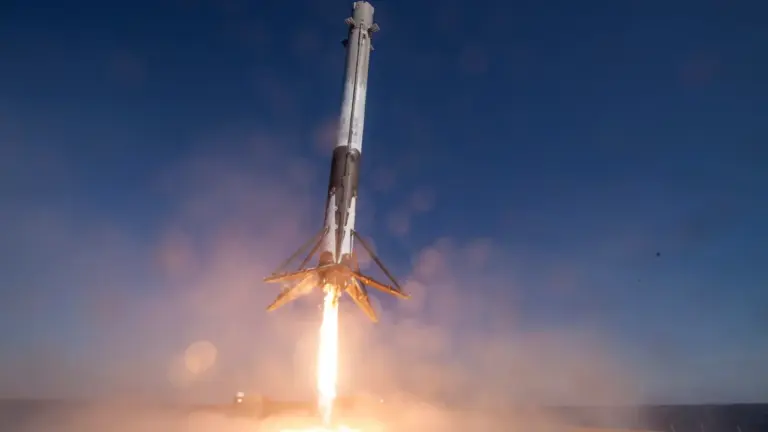 SpaceX, Ay, Falcon 9, NASA, uzay çöpü
