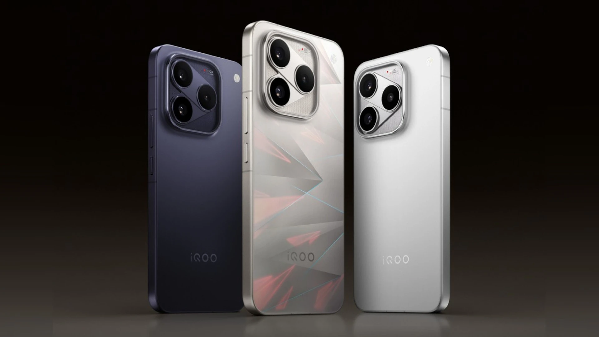 iQOO 16 Tanıtıldı: Snapdragon 8 Elite Güç Veriyor