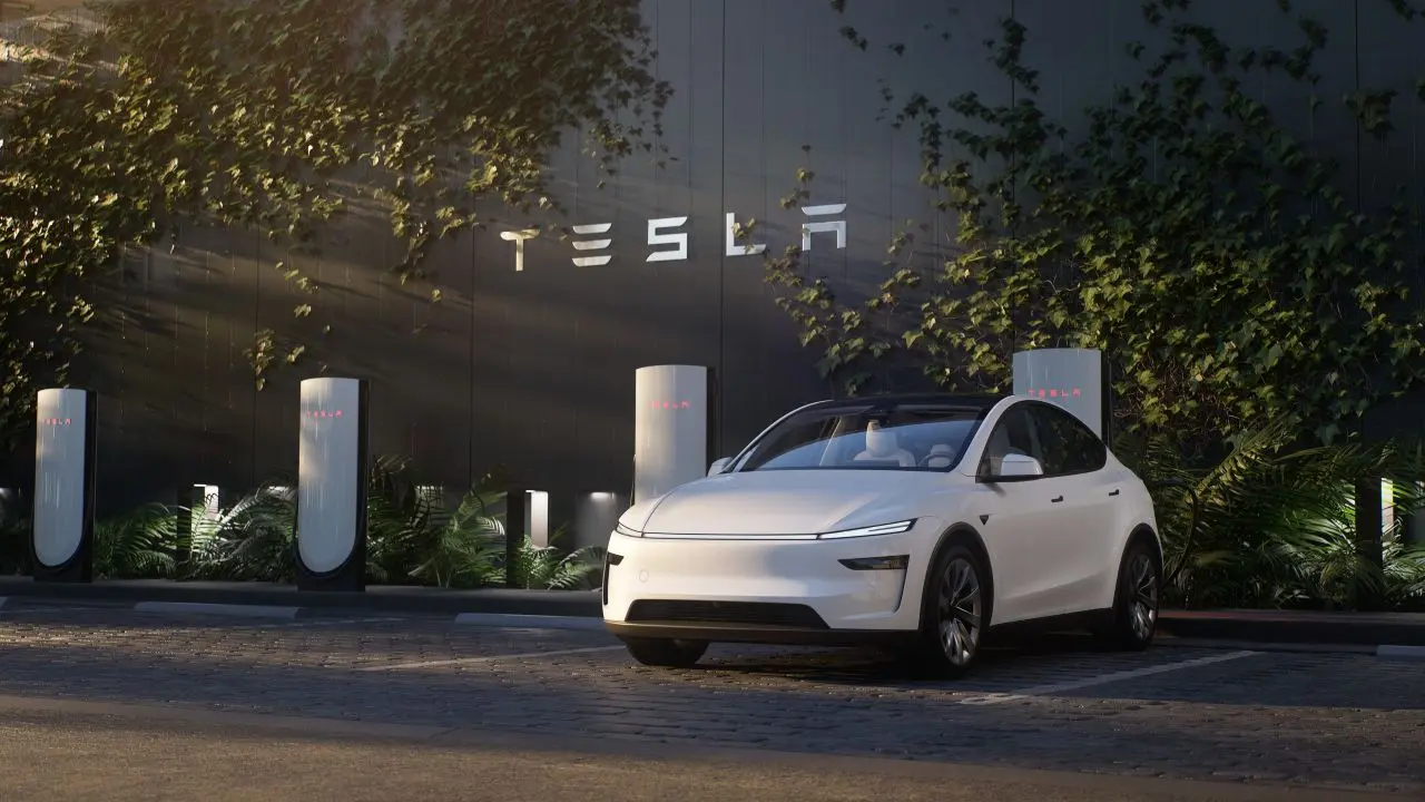 Tesla İstanbul’daki İlk Kapsamlı Merkezini Açtı: Forum İstanbul Tesla Center Hizmete Girdi