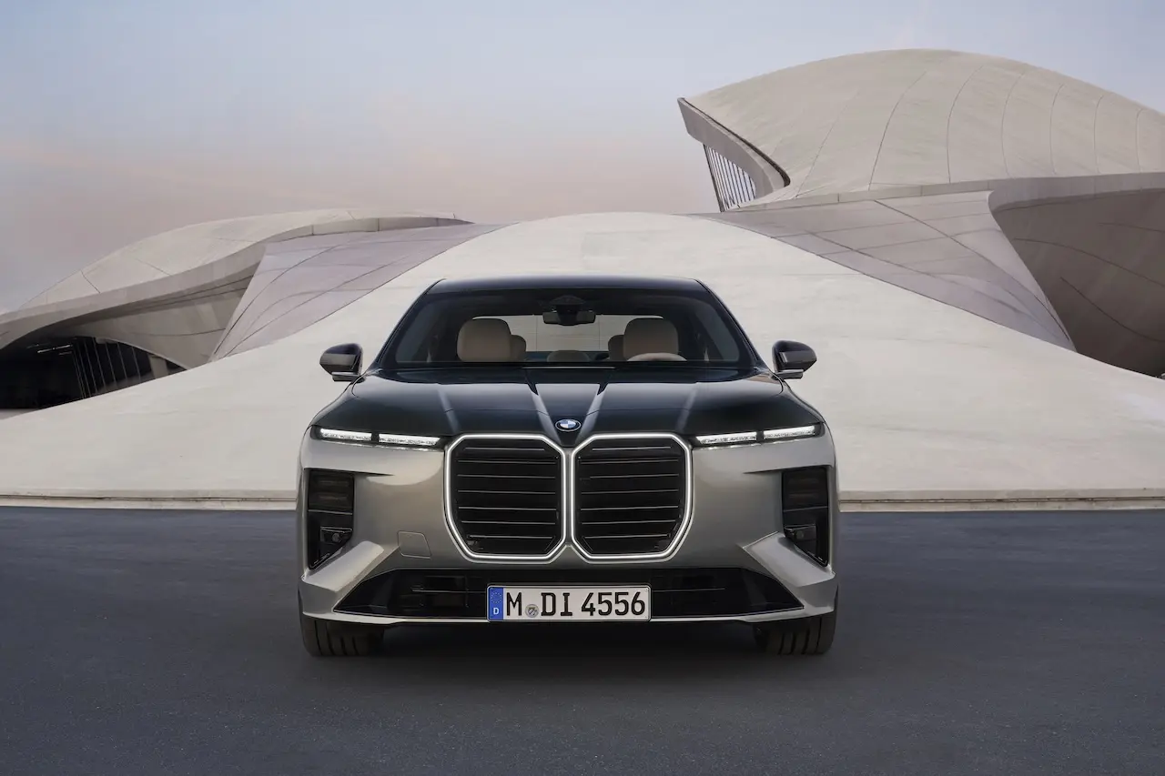 Yeni BMW 7 Serisi Türkiye’de Satışa Çıktı: İşte Özellikleri ve Fiyatı