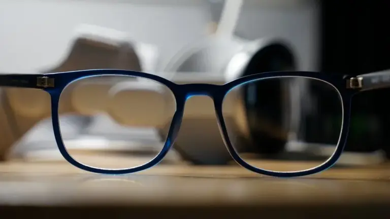 Apple Akıllı Gözlük ve Yeni Vision Pro Çıkaracak mı? — Apple akıllı gözlük çıkış tarihi, Apple Vision Pro 2 beklentileri, Apple giyilebilir teknoloji planları, Apple akıllı gözlük özellikleri, Apple Vision Pro yeni model
