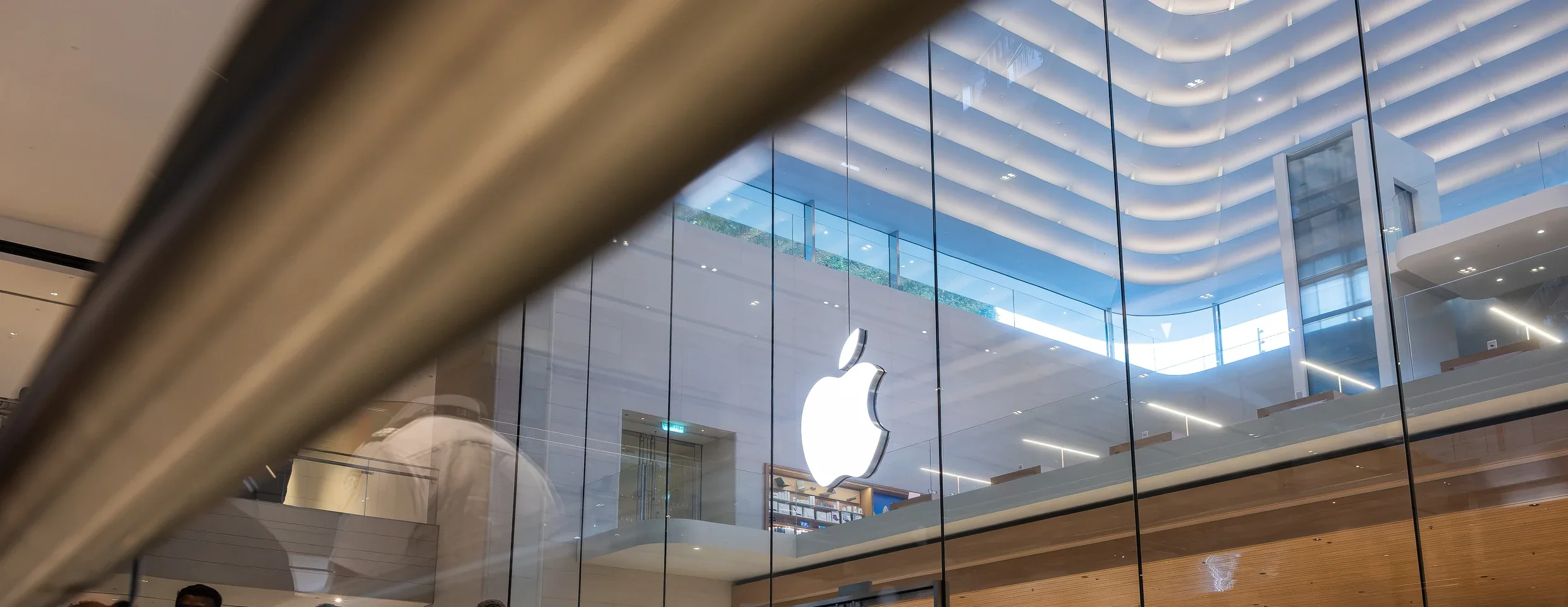 Apple'a Rekor Ceza: 5.7 Milyar Dolar — patent ihlali, Apple tazminat cezası, Taction Technology davası, Taptic Engine teknolojisi, ABD patent davası