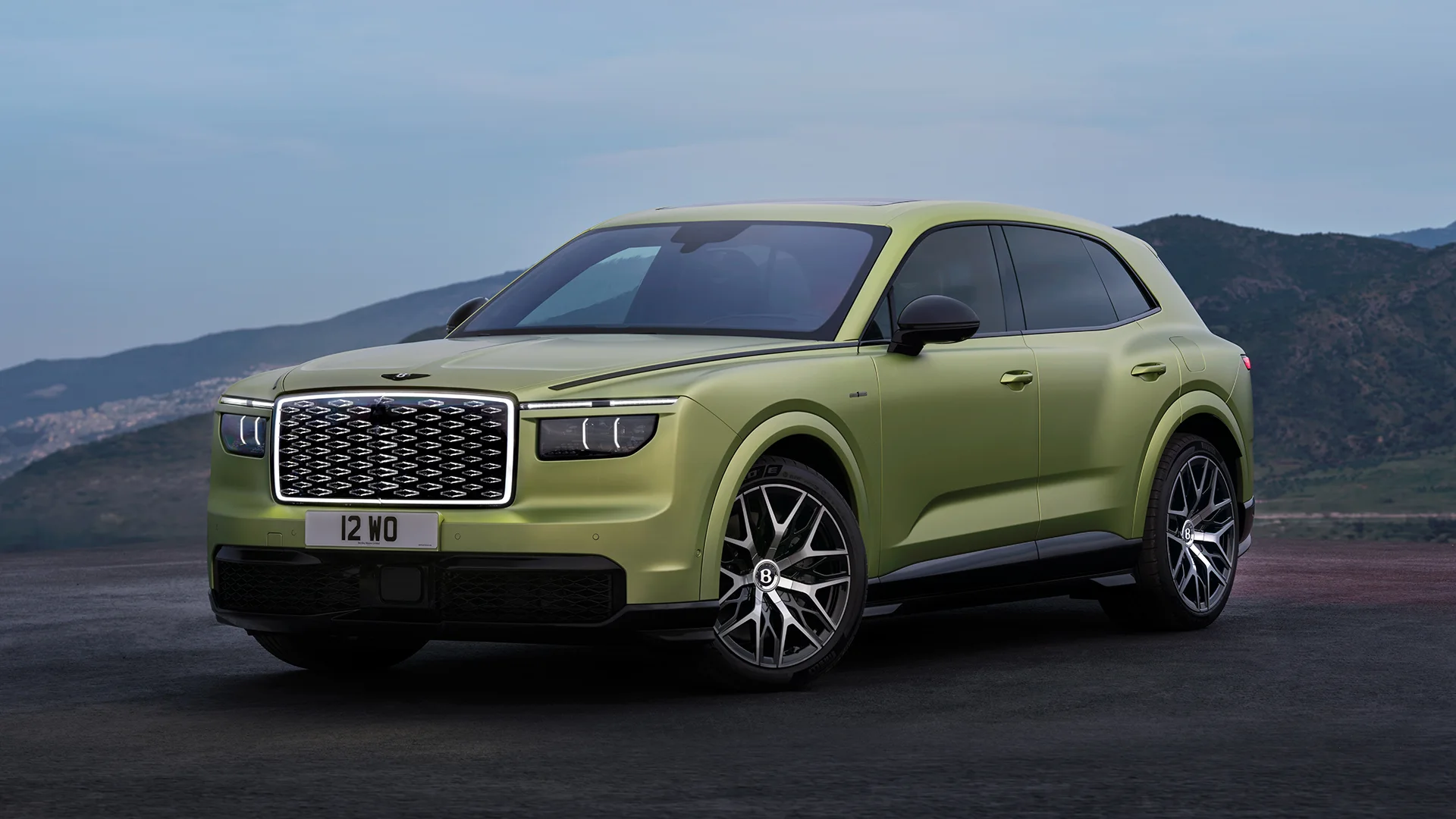 Bentley Torcal Tanıtıldı: 876 Beygirlik Elektrikli SUV — Bentley Torcal elektrikli SUV, Bentley elektrikli araç, Bentley Torcal özellikleri, lüks elektrikli otomobiller, Porsche PPE platformu