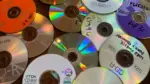 CD Satışları Patladı! Neredeyse Yüzde 50 Yükseldi — fiziksel müzik formatları, plak satışları, müzik endüstrisi gelirleri, streaming servisleri