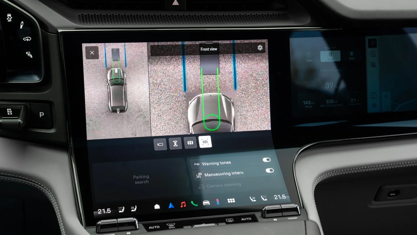 Elektrikli Porsche Cayenne Kablosuz Şarj Edilecek — Porsche elektrikli araçlar, kablosuz şarj teknolojisi, Porsche Cayenne özellikleri, elektrikli araç şarj sistemleri