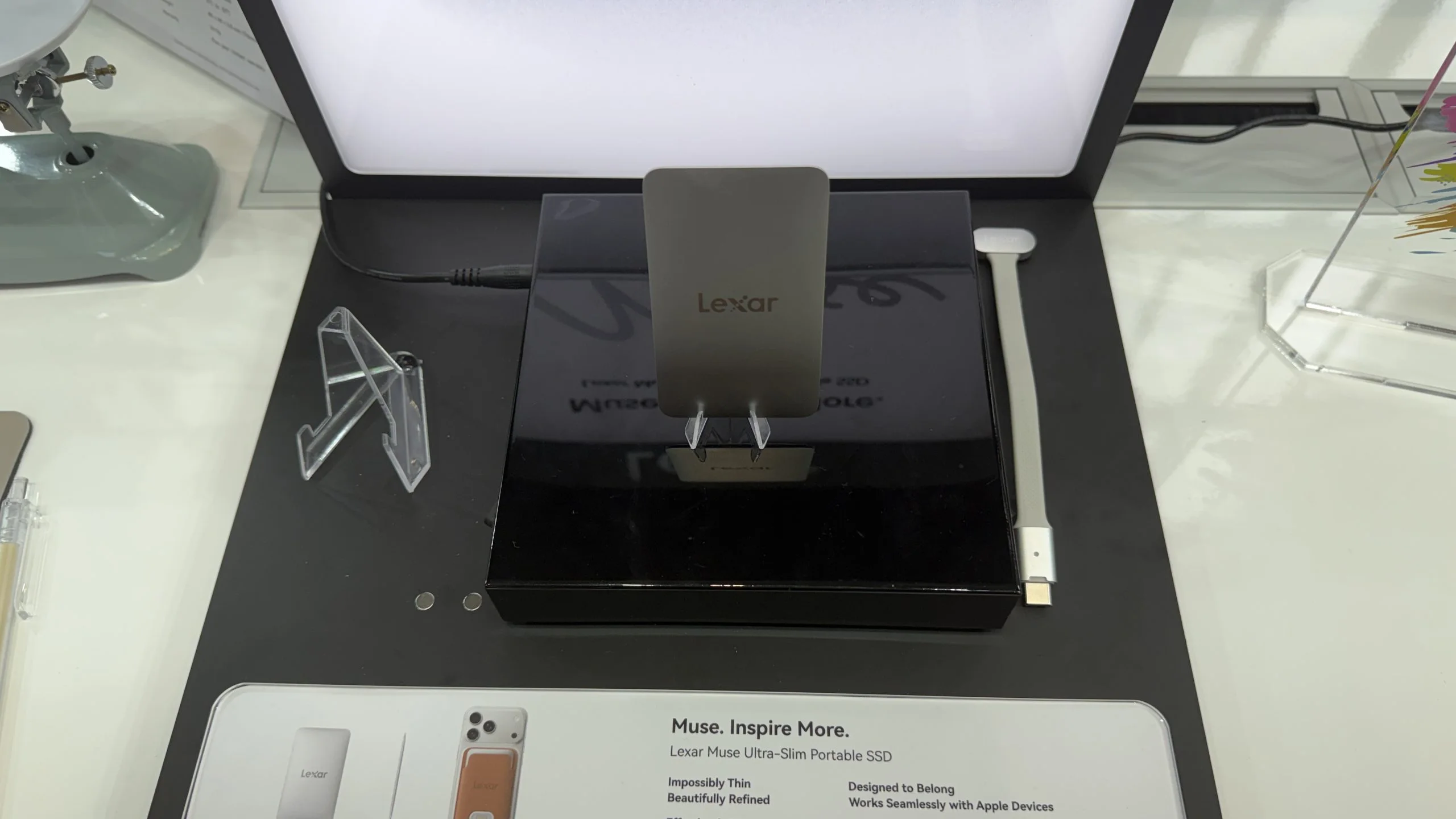 Lexar Muse: Dünyanın En İnce Taşınabilir SSD Modeli Tanıtıldı — Lexar Muse taşınabilir SSD, iPhone ProRes kayıt için SSD, en ince harici disk modelleri, manyetik SSD avantajları, Lexar Muse özellikleri