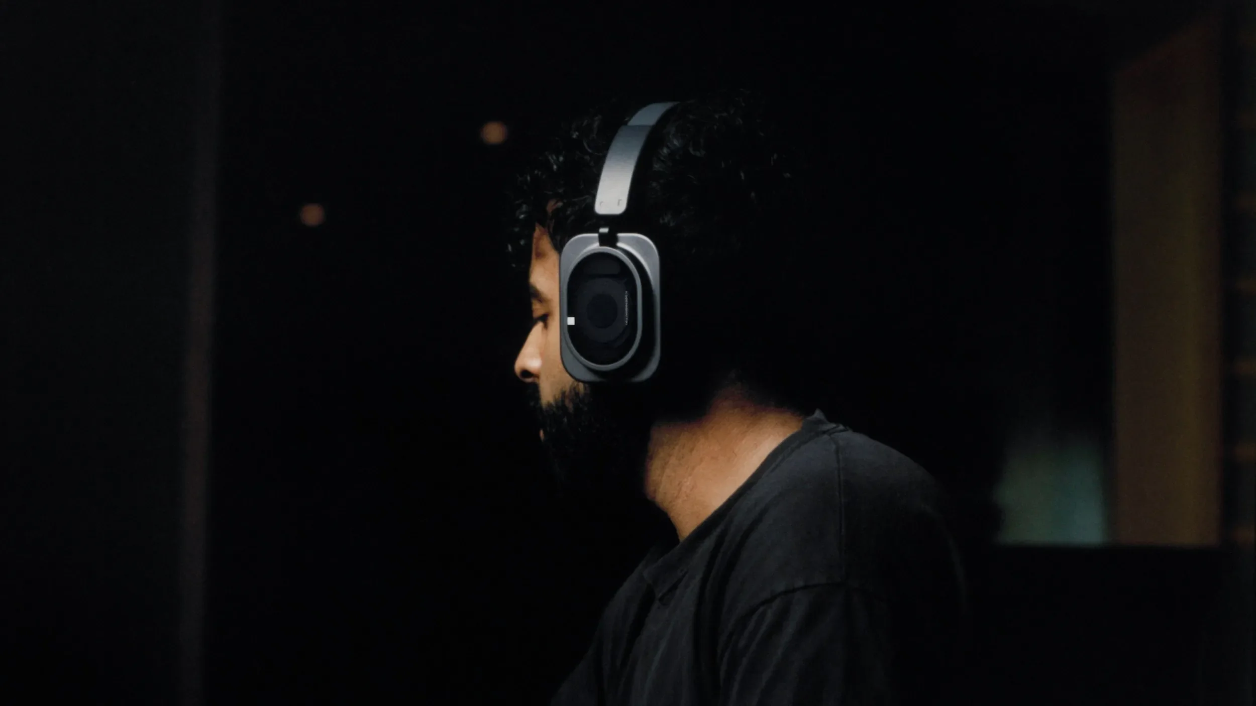 Nothing Headphone (1) Pro Tanıtıldı: Üçlü Sürücü ve 68 Saat Pil — aktif gürültü engelleme, kablosuz kulaklık, xMEMS sürücü, Bluetooth 6.1