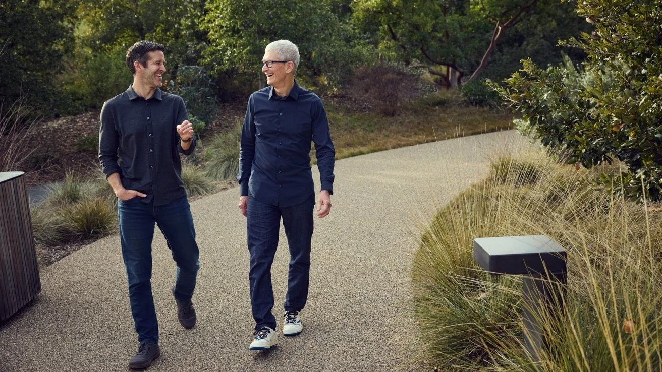 Tim Cook iPhone 18 Pro Etkinliğinde Olacak mı? — Apple yönetim değişikliği, John Ternus Apple CEO, Tim Cook yönetim kurulu başkanı, iPhone 18 Pro lansmanı, Apple CEO değişimi