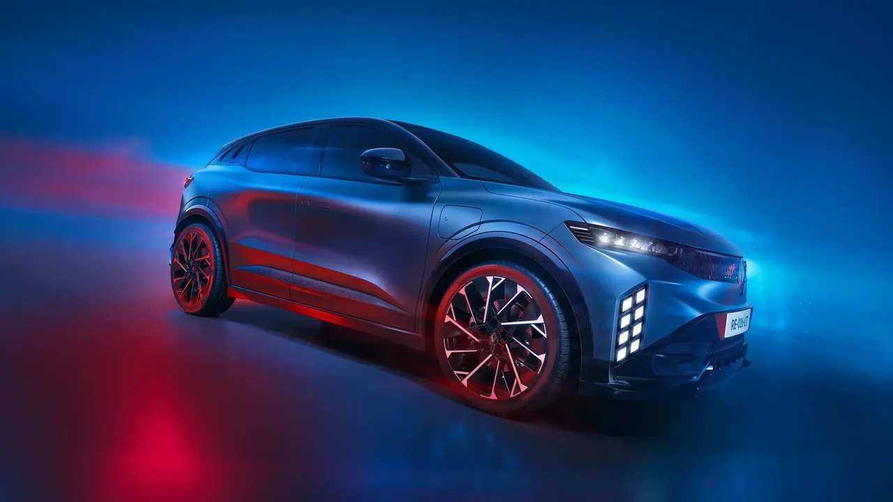Yenilenen Renault Megane E-Tech’in Fiyatı Belli Oldu