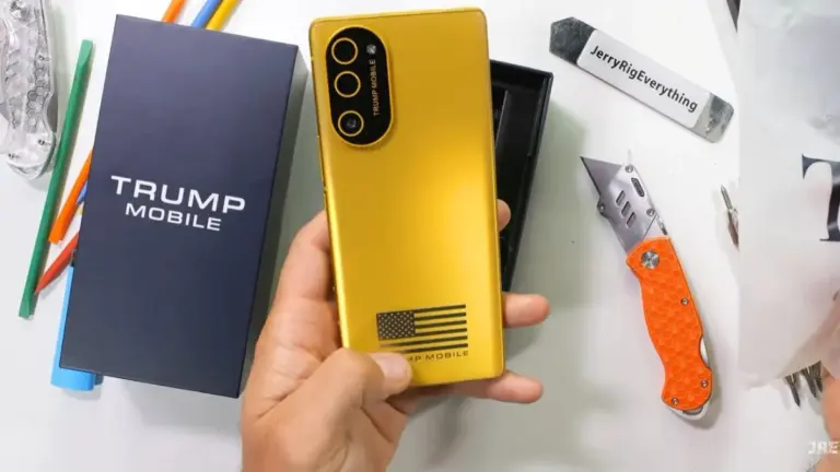 Trump Mobile T1 JerryRigEverything testinde HTC U24 Pro ile karşılaştırıldı