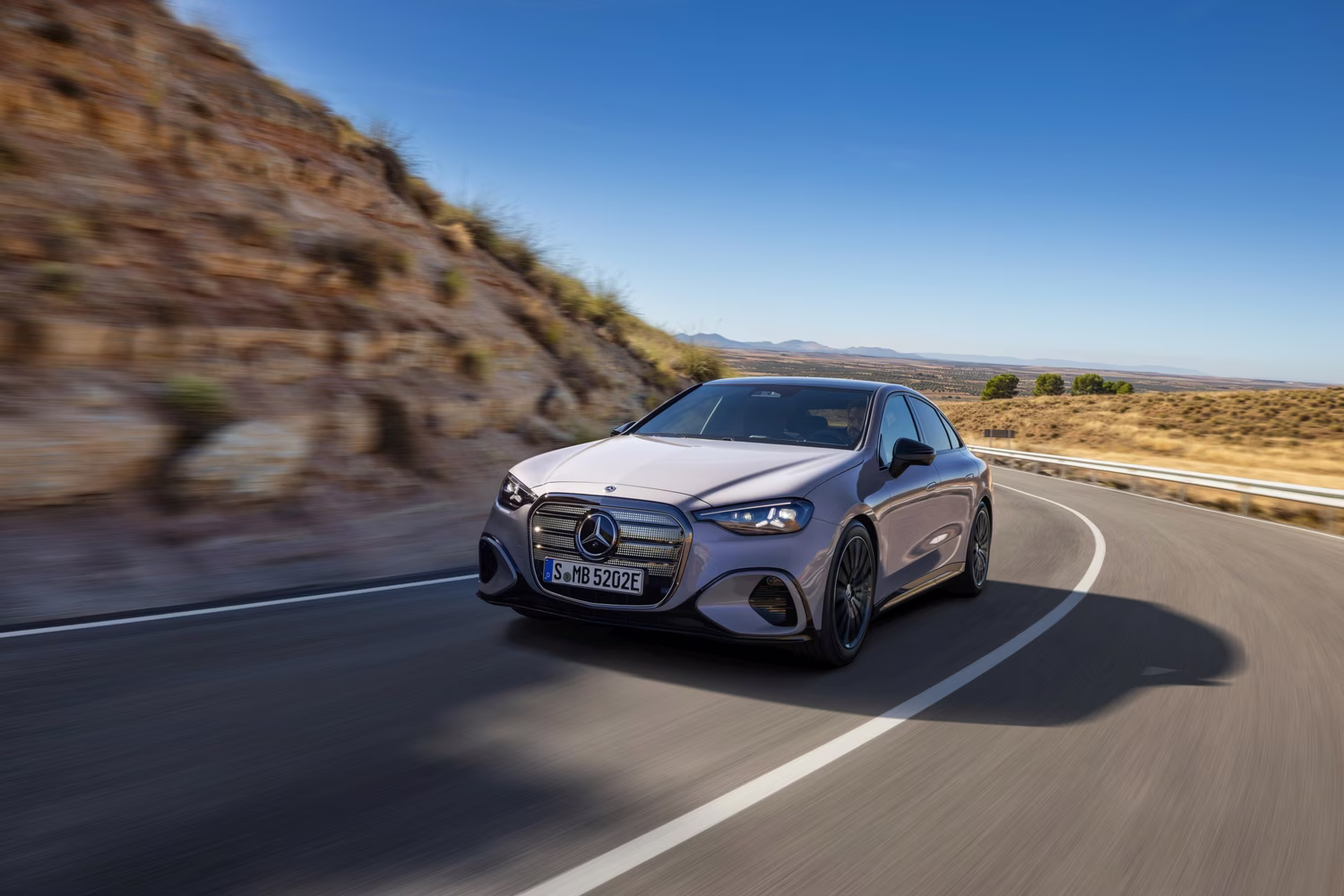 Elektrikli Mercedes-Benz C-Serisi
