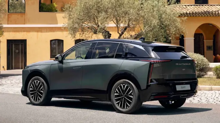 DS N°7 için Türkiye Fiyatı Belli Oldu — yeni nesil DS N°7, DS Automobiles premium SUV, DS N°7 hibrit motor, PALLAS ve ÉTOILE donanım, DS N°7 Türkiye fiyatı