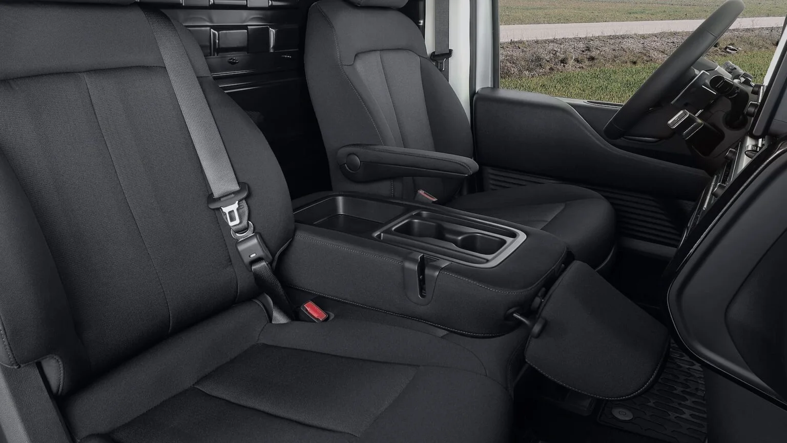Elektrikli Hafif Ticari: Hyundai STARIA Cargo Tanıtıldı — elektrikli hafif ticari araç, Hyundai STARIA Cargo özellikleri, elektrikli ticari araç modelleri, Hyundai elektrikli araç, STARIA Cargo menzil
