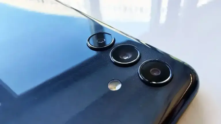 Galaxy A04s Kullananlar Dikkat: Samsung Fişi Çekti — Samsung Galaxy A04s yazılım desteği, Galaxy A04s güvenlik güncellemeleri, Samsung güncelleme politikası, Android 14 güncellemesi, yeni Samsung telefon modelleri