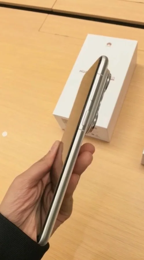 Huawei Pura 90 Plus Tasarımı ve Donanımı Ortaya Çıktı — Huawei Pura 90 Plus özellikleri, Kirin 9025 işlemci, HarmonyOS 7 işletim sistemi, Huawei Pura 90 serisi, 50 megapiksel kamera