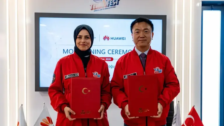 Huawei ve T3 Vakfı Yapay Zeka Alanında Güçlerini Birleştirdi — Huawei T3 Vakfı yapay zeka iş birliği, Huawei Türkiye yapay zeka eğitimleri, T3 Vakfı yapay zeka projeleri, TEKNOFEST yapay zeka eğitim programları, Huawei genç yetenek programları