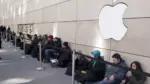 iPhone Duo'ya Yoğun İlgi: Mağaza Önlerinde Uzun Kuyruklar Oluştu — Apple katlanabilir telefon, iPhone Duo fiyatı, Apple Store kuyrukları, iPhone Duo çıkış tarihi