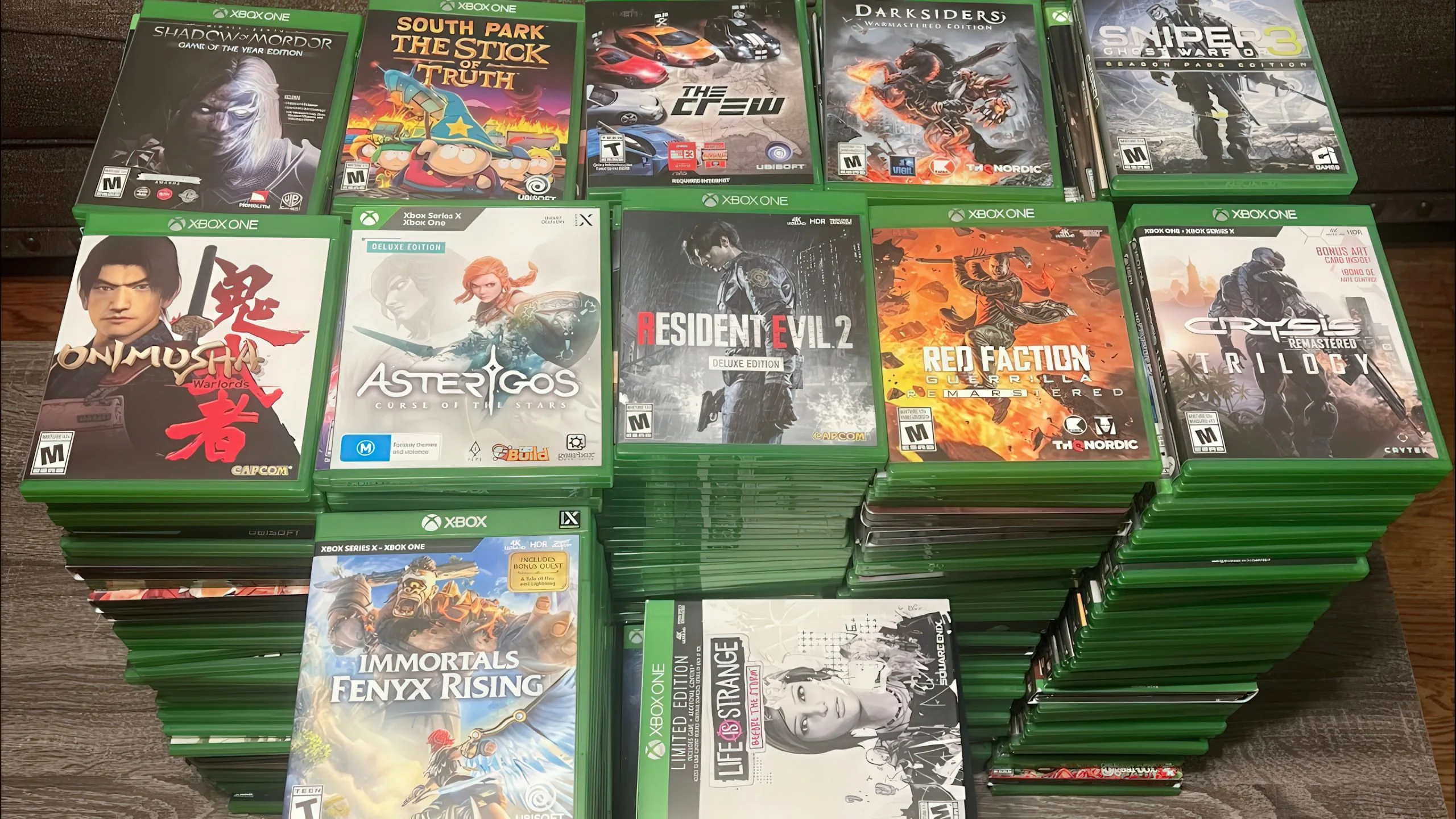 Microsoft'tan PlayStation'a Cevap: Yeni Xbox Fiziksel Diskle Gelebilir — Helix konsolu, fiziksel oyun diskleri, dijital oyun geleceği, oyun konsolu stratejisi