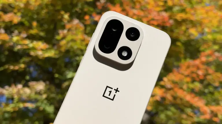OnePlus 16 Satışa Çıktı: İlk Saatte 70 Bin Adet Satıldı — OnePlus 16 satış rakamları, OnePlus 16 özellikleri, Snapdragon 8 Elite Extreme, OnePlus Çin pazarı, amiral gemisi telefonlar