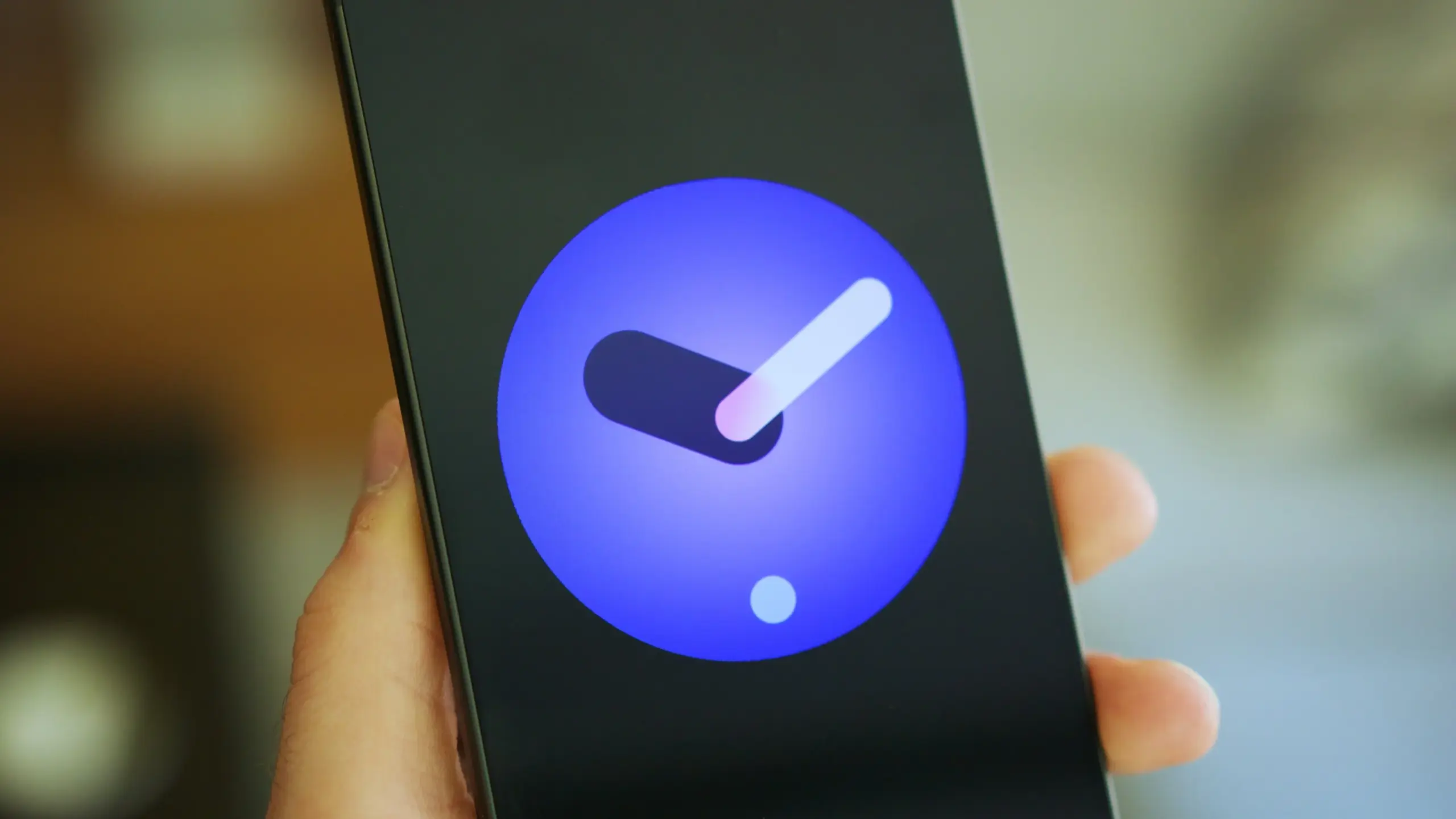 Pixel Kullanıcılarının Alarm Kabusu: Alarmlar Sessizce Kapanıyor — Pixel alarm otomatik sessize alındı, Google Pixel alarm sorunu, Android Saat uygulaması hatası, Pixel telefon alarm ayarları, Google Pixel alarm bildirimi