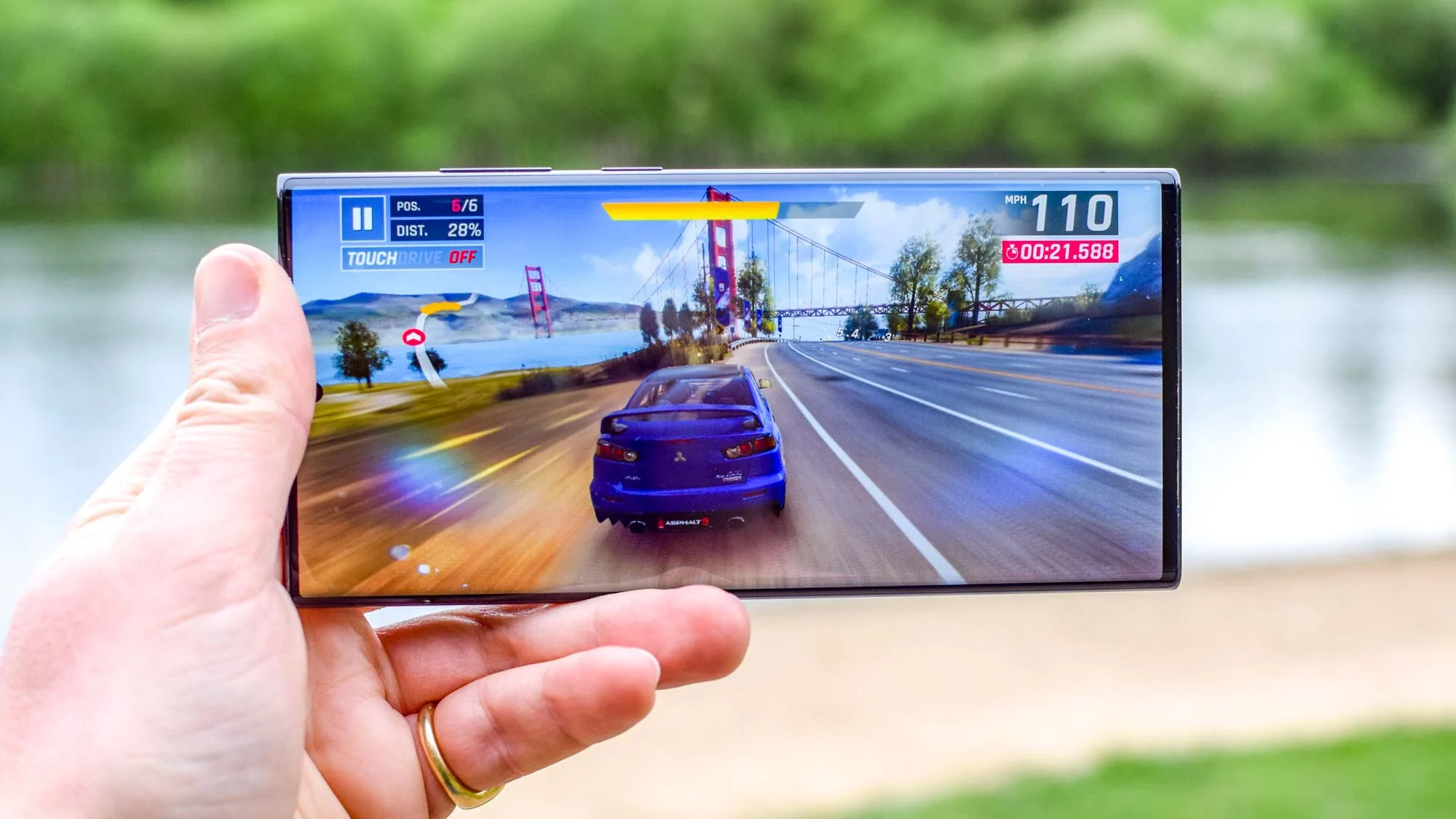 Samsung'a Güney Kore'de Dava: Galaxy S21 ve S22 Performansı Mutlu Etmedi — Samsung Galaxy S21 oyun performansı, Galaxy S22 oyun kısıtlaması, Game Optimizing Service nedir, Samsung FTC cezası, mobil oyun deneyimi sorunları