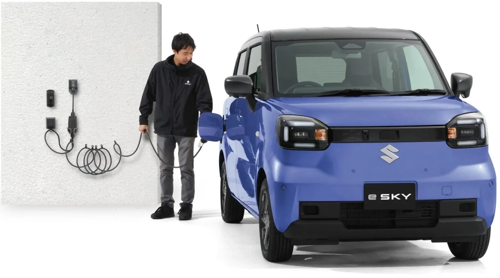 Suzuki E SKY Avrupa'da: 310 Km Menzilli Elektrikli Şehir Otomobili — elektrikli otomobil, kei car, Suzuki elektrikli araç, şehir içi otomobil