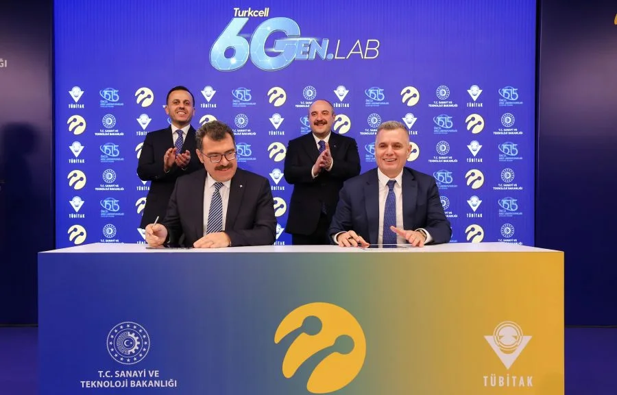 Turkcell ve TÜBİTAK'tan 6G Teknolojileri için Stratejik İş Birliği — Turkcell TÜBİTAK 6G iş birliği, 6G teknolojisi nedir, Türkiye 6G yol haritası, akıllı yüzey teknolojisi, 5G ve 6G arasındaki farklar